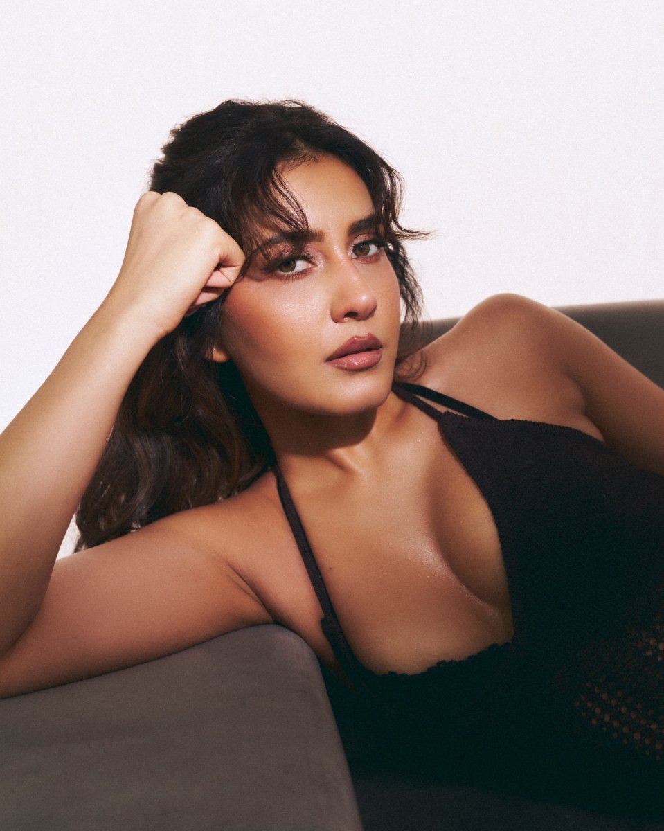 Raashii-Khanna-Latest-Photos-Stunning-New-Pictures-of-the-Actress-3